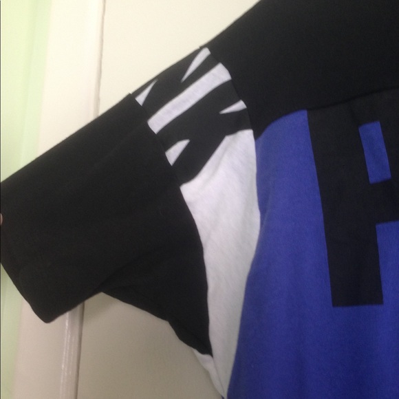 NWT Pink XS Purple V-Neck T-Shirt - Picture 7 of 7